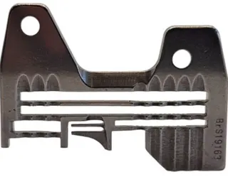 Brother Overlok N Seri 4 İp İnce Dilli Bebe Plaka / S19163-002